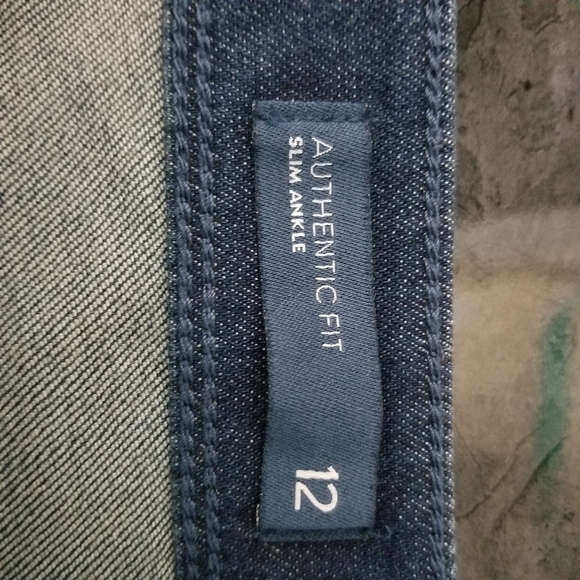 J JILL | Authentic Fit slim ankle jeans - Picture 7 of 9